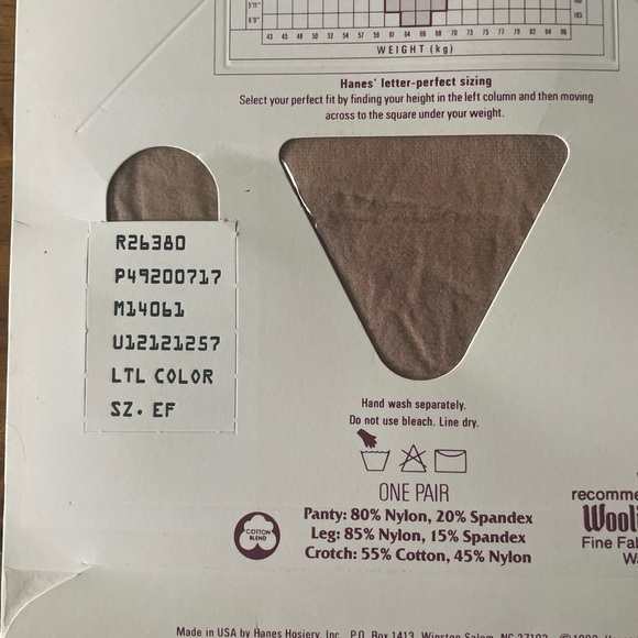 Vintage Lot 2 Hanes Silk Reflections Control Top Pantyhose Size EF Little Color - Picture 8 of 9